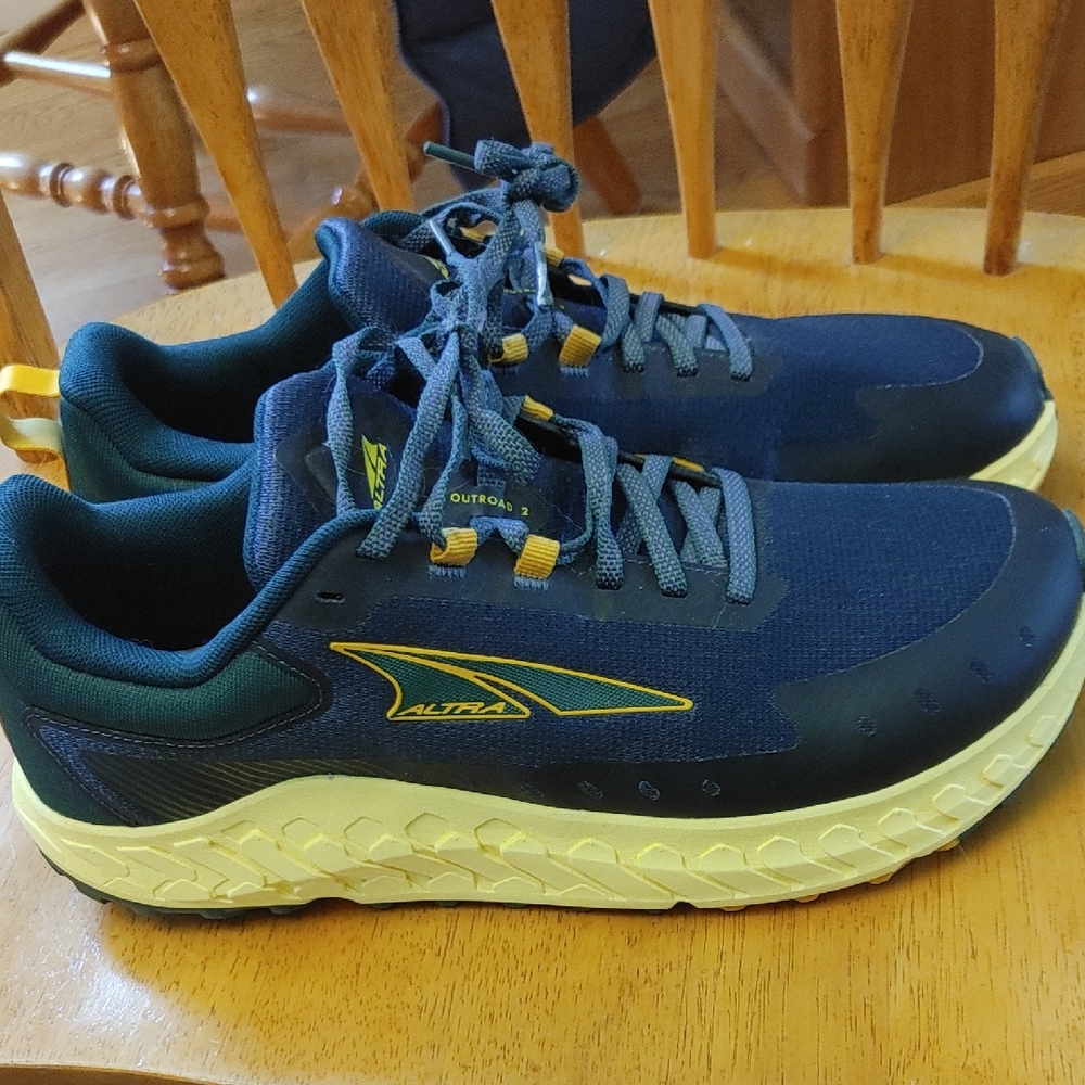 Altra Men's Outroad Running Shoes